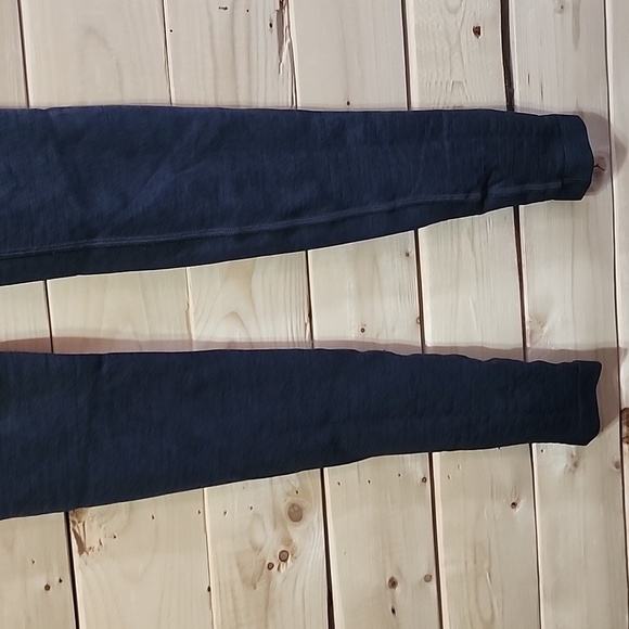 Alphalete Leggings Women's Size extra small skinny leg - Picture 3 of 5